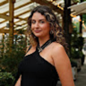 Meet your Posher, Camila